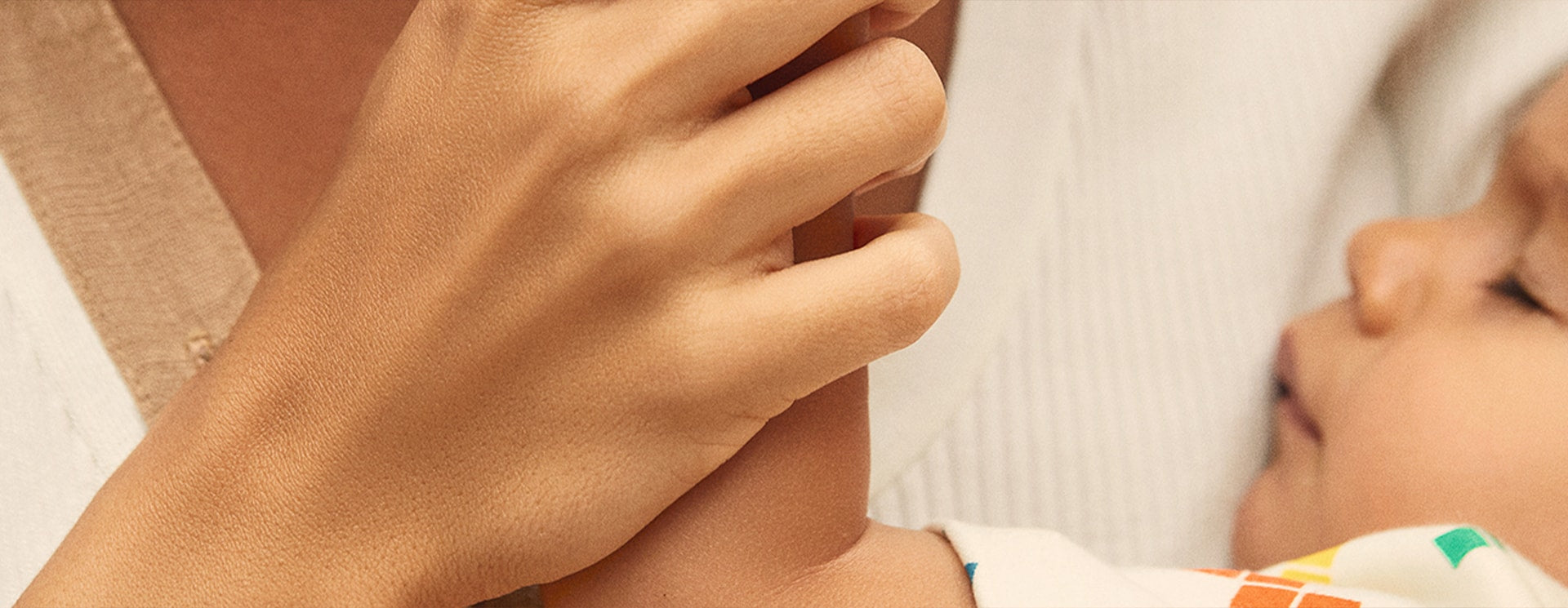 The importance of touching and picking baby up for childhood development